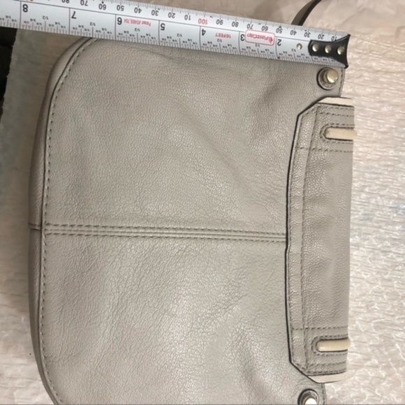 Kate Spade Rianne Pratt Street leather crossbody bag in gray leather - Picture 4 of 12